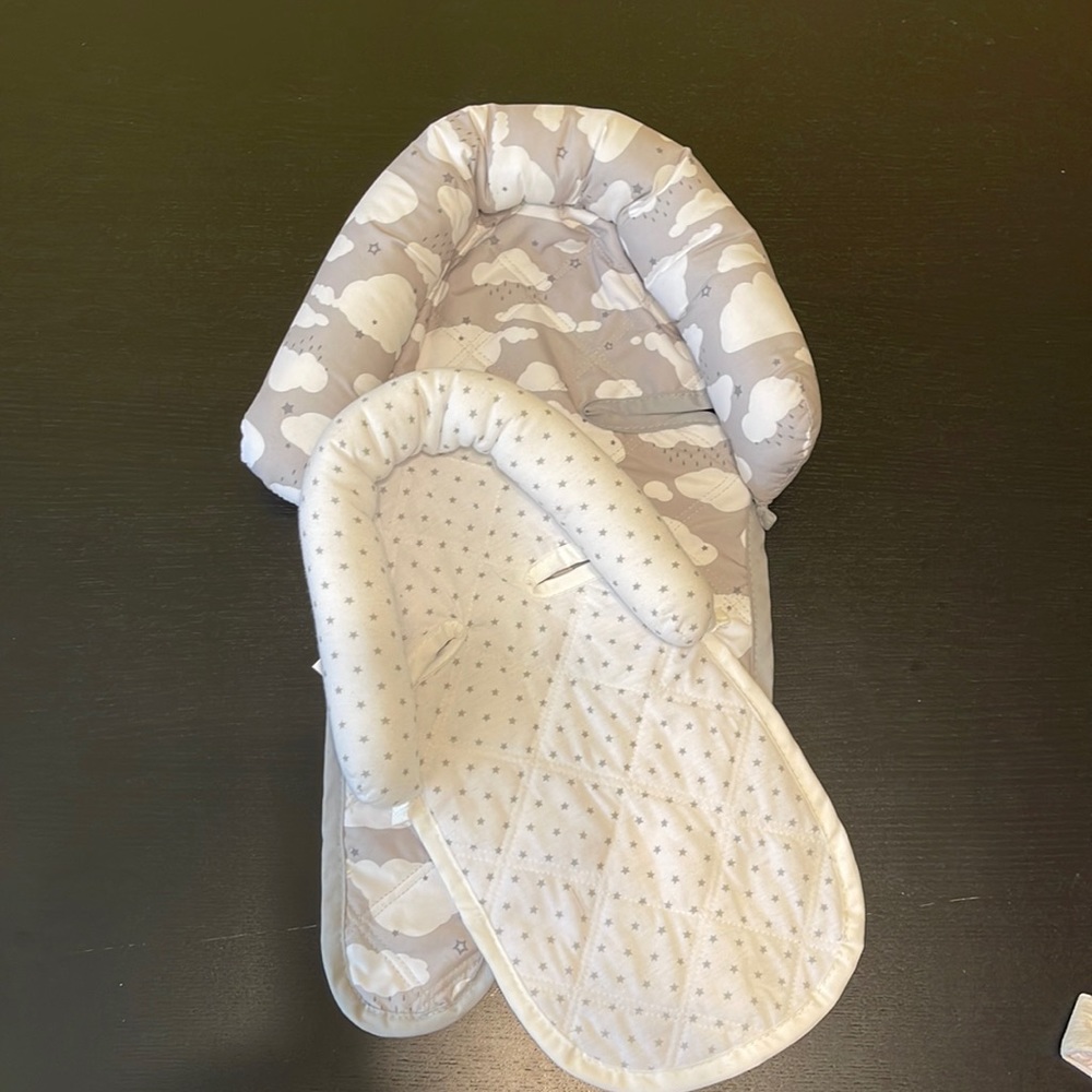 Car seat bumpers